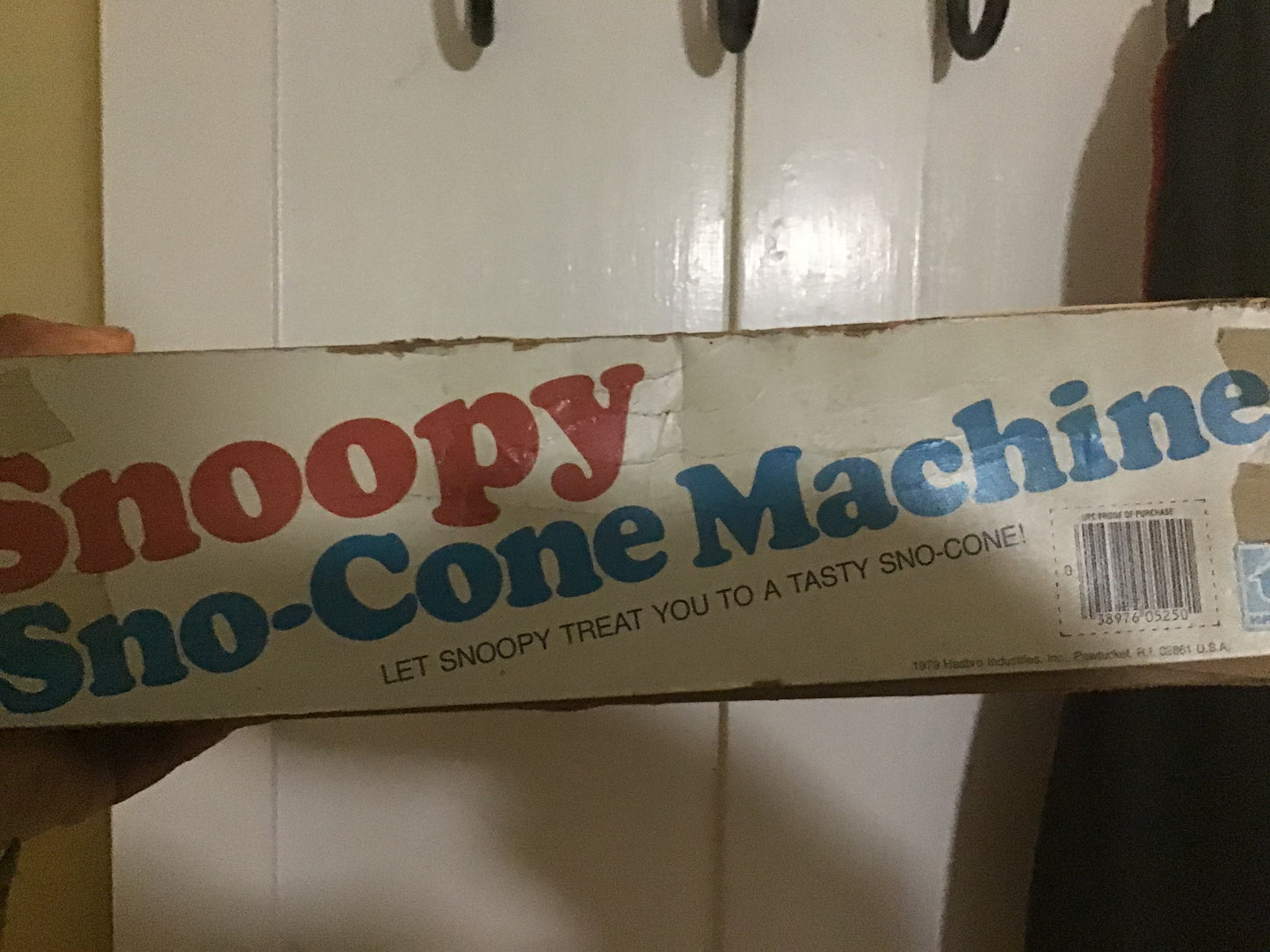 1965 Snoopy Sno-Cone Machine In Box Signed